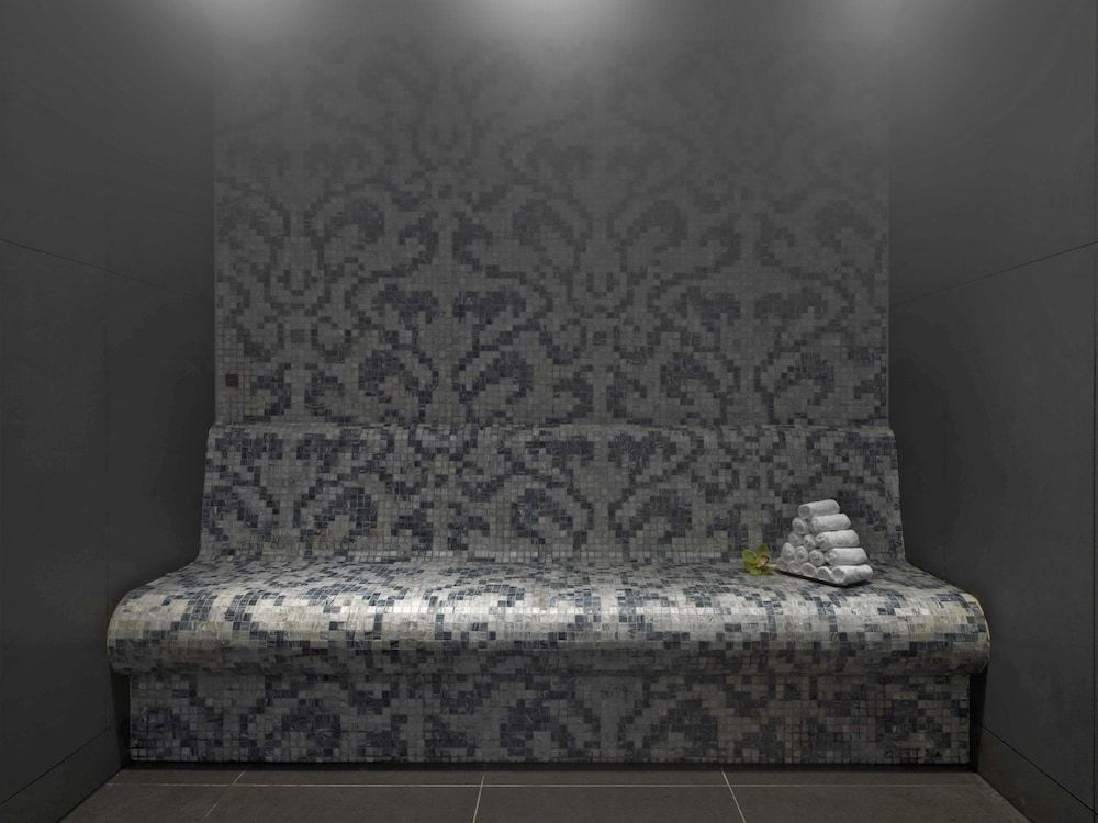 The Darling at The Star