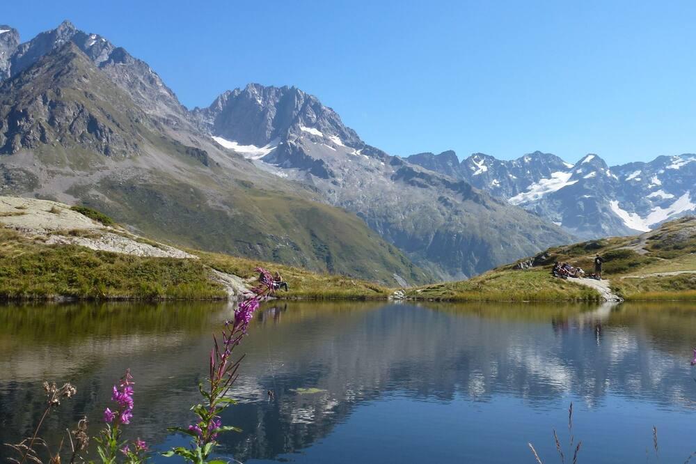 Superb chalet close to the ECRINS slopes, mountain atmosphere, quiet, overlooking the valley. Provence-Alpes-Côte d'Azur - Saint-Michel-de-Chaillol visuel 4/5 Superb chalet close to the ECRINS slopes, mountain atmosphere, quiet, overlooking the valley. Provence-Alpes-Côte d'Azur - Saint-Michel-de-Chaillol visuel 4/5