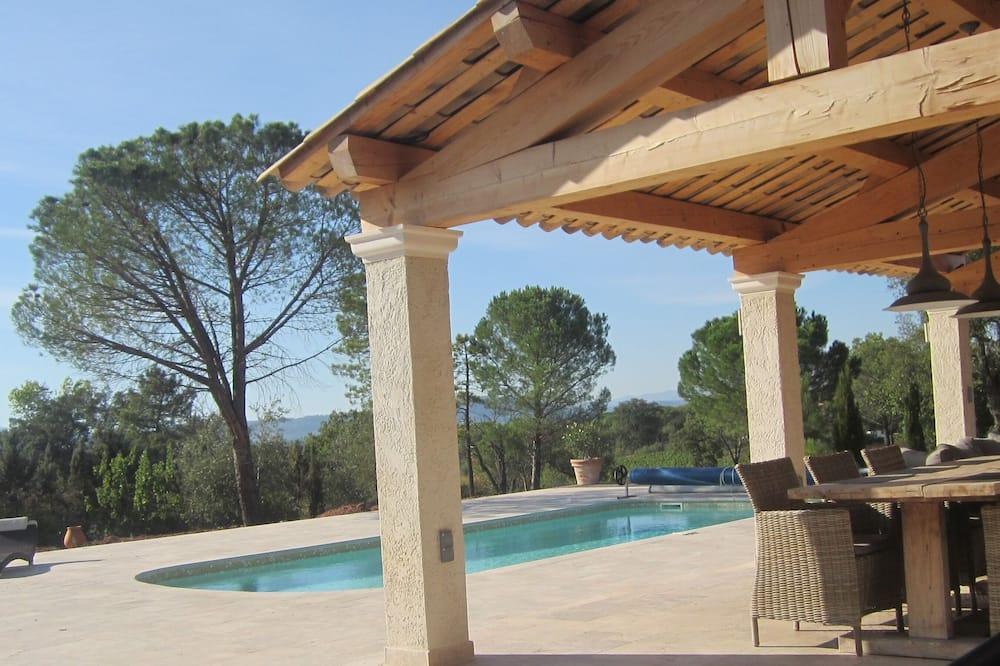 Villa with pool and extra-large terrace, in the silence of nature reserve Provence-Alpes-Côte d'Azur - Vidauban visuel 1/5 Villa with pool and extra-large terrace, in the silence of nature reserve Provence-Alpes-Côte d'Azur - Vidauban visuel 1/5