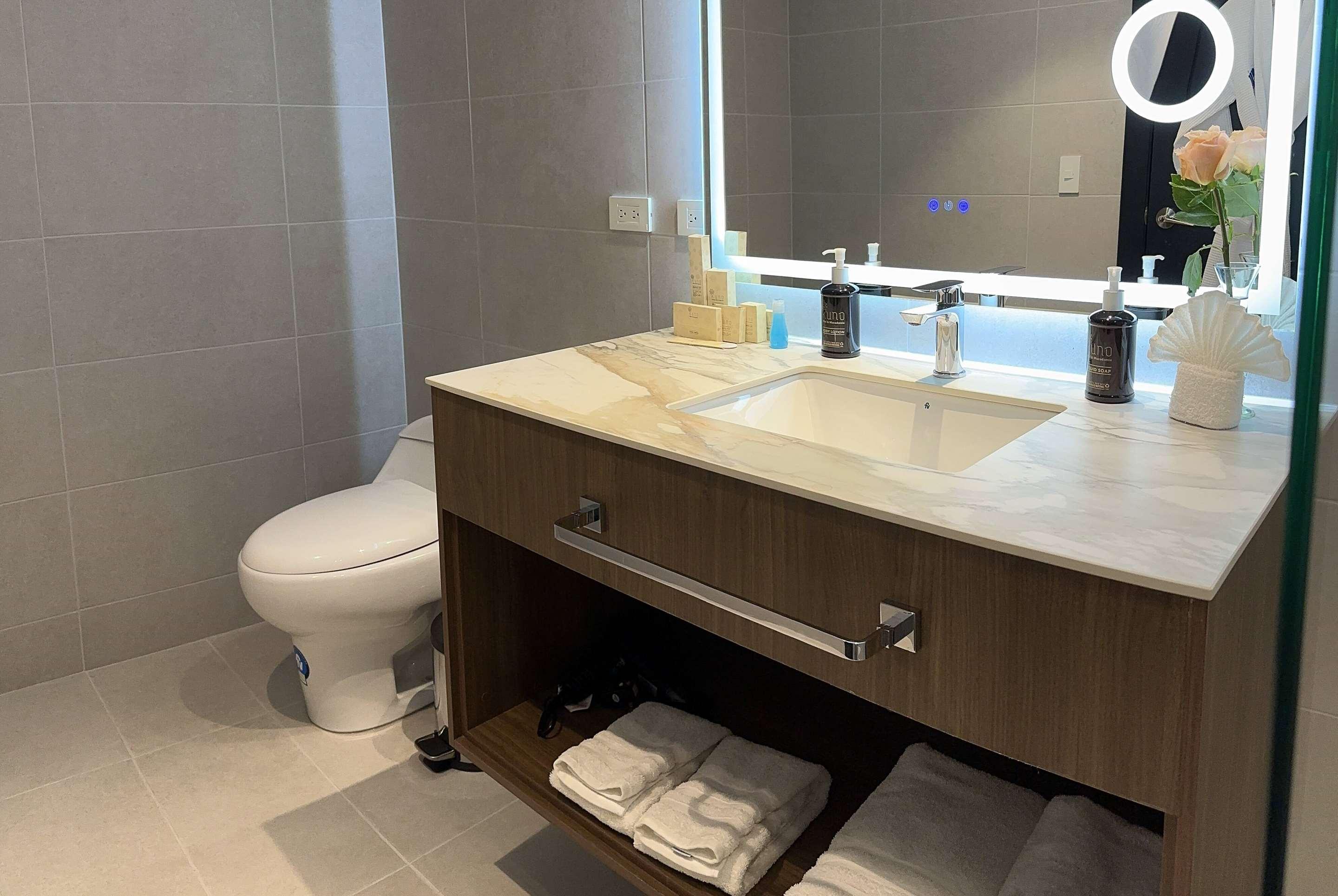 Wyndham Quito Airport