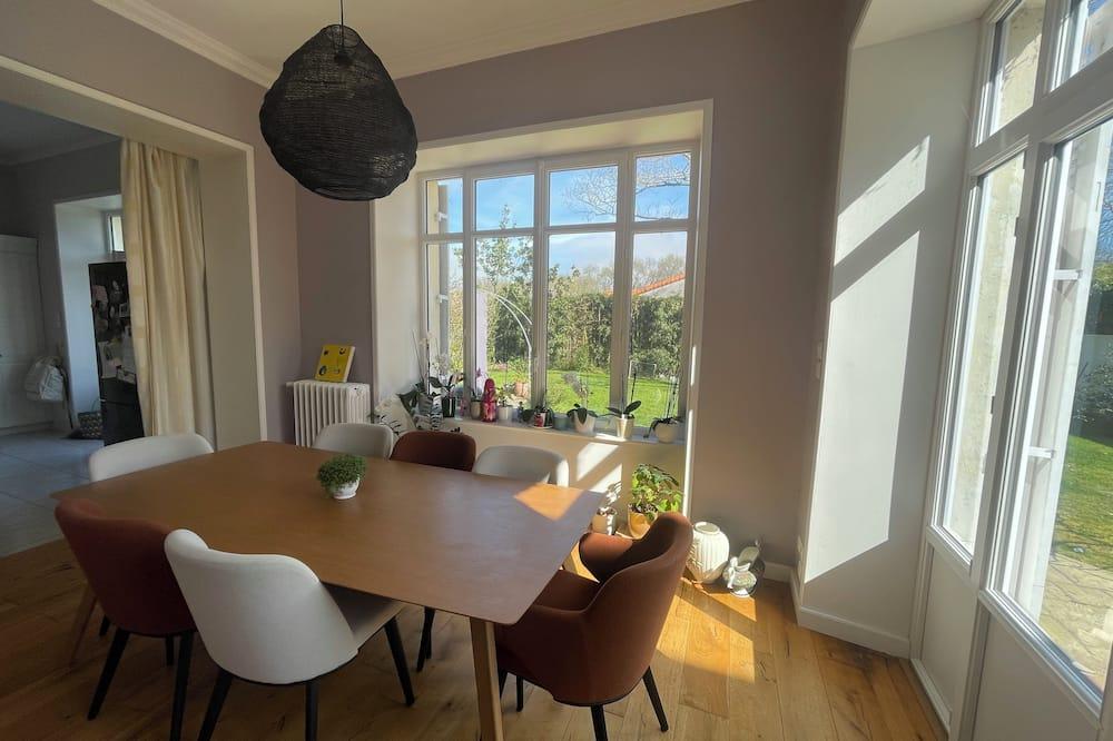Belle maison familiale Pays de Loire - Saint-Philbert-de-Grand-Lieu visuel 4/5 Belle maison familiale Pays de Loire - Saint-Philbert-de-Grand-Lieu visuel 4/5