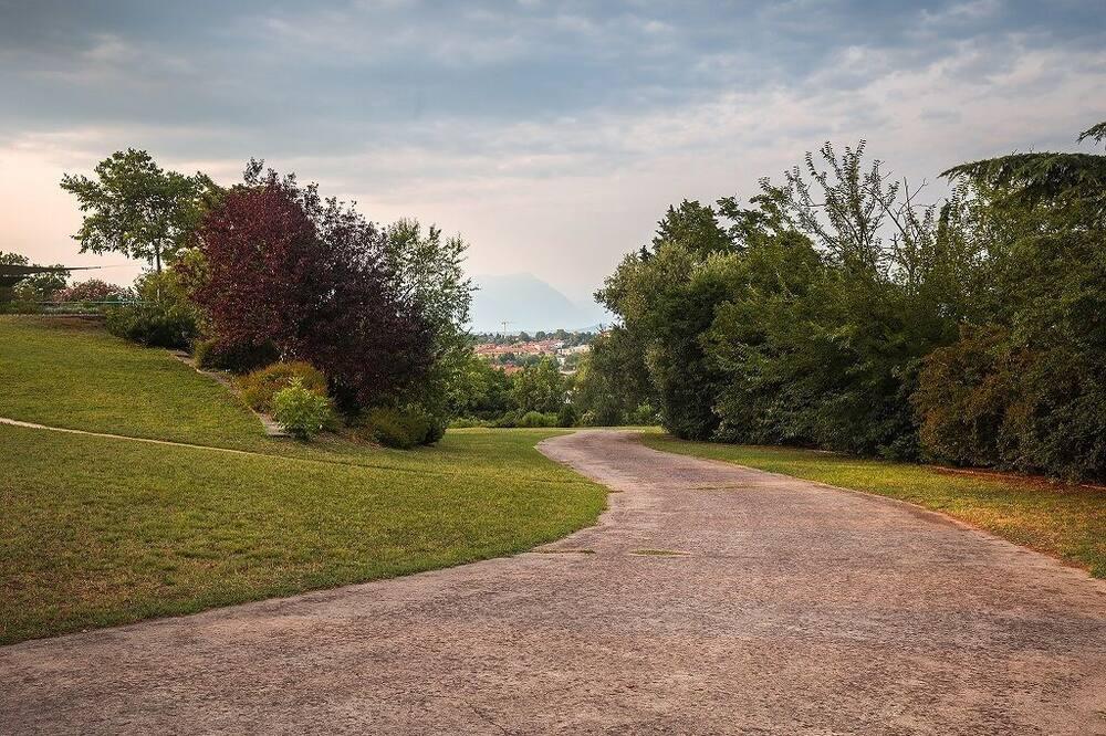 Garda Wild Green Camping - Lake Garda - Lombardy - Desenzano del Garda visuel 1/5 Garda Wild Green Camping - Lake Garda - Lombardy - Desenzano del Garda visuel 1/5