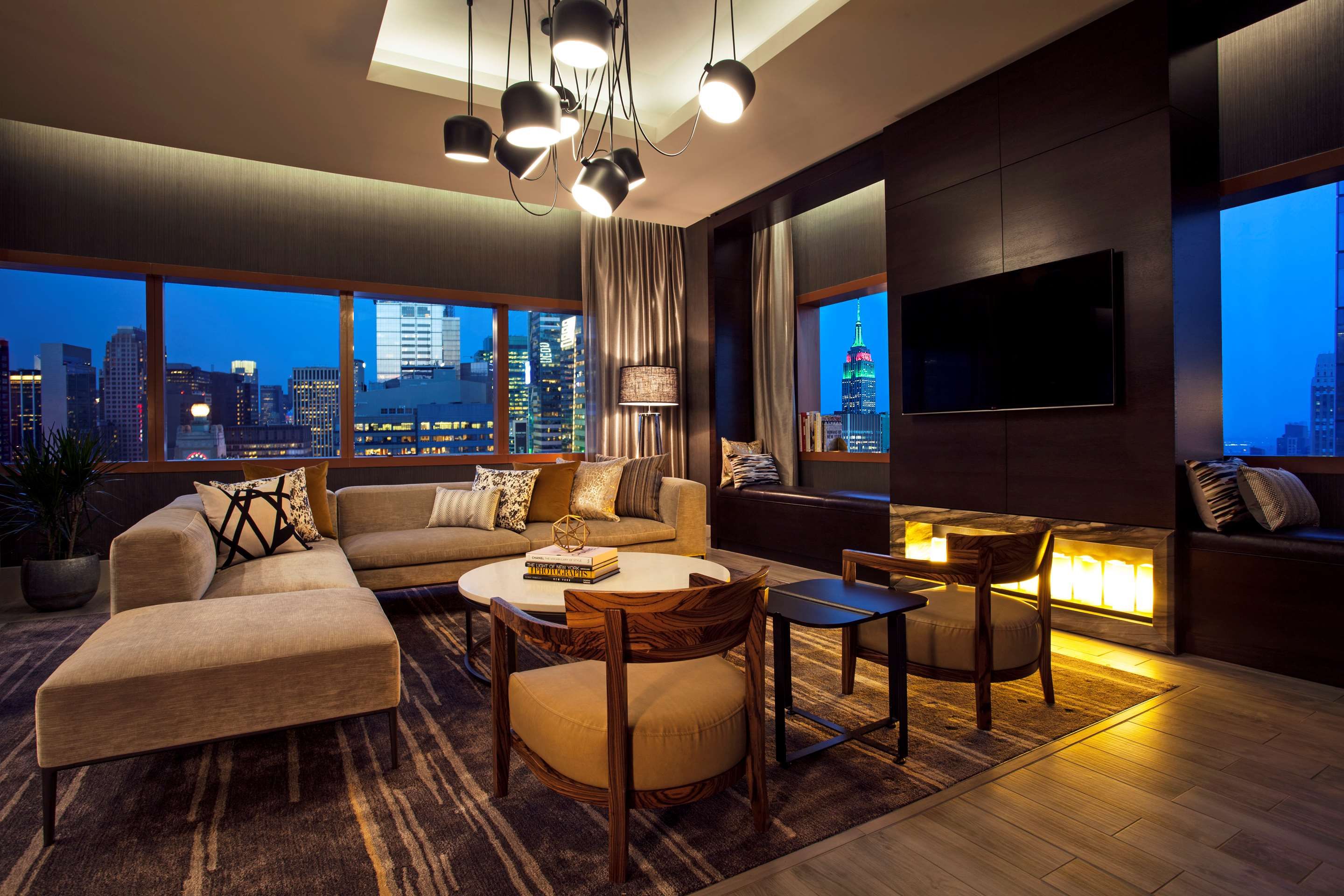 紐約時代廣場附近的飯店，每晚NT$2,601起- KAYAK