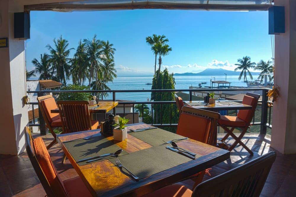 expedia_group-2659766-df1240-594201 Out of the Blue Resort