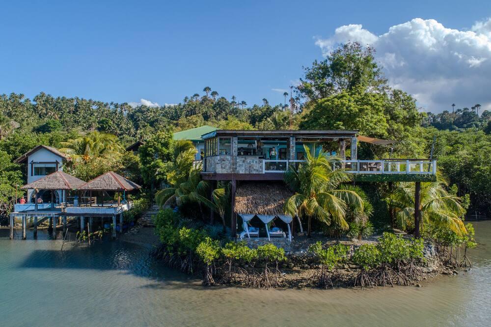 expedia_group-3406257-47314009-353483 Edgewater Dive & Spa Resort