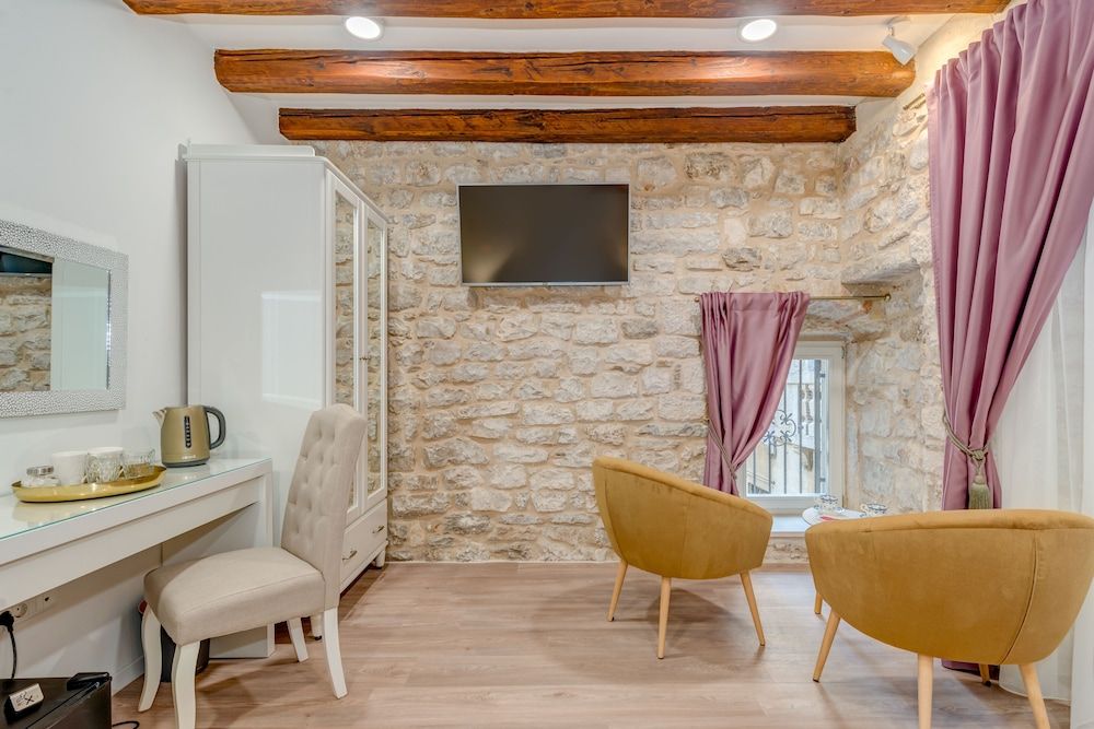 Princ Heritage Rooms