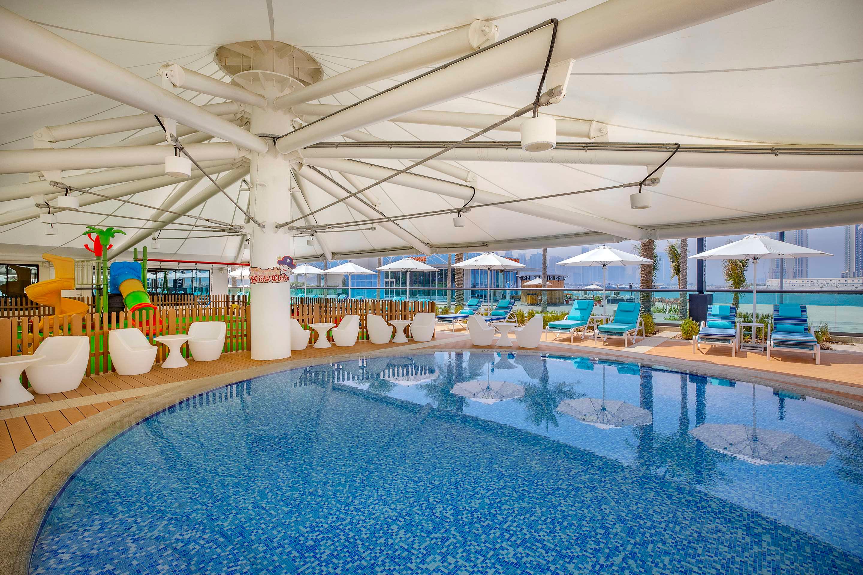 ice-8521867-111246422-168718 Hilton Dubai Palm Jumeirah