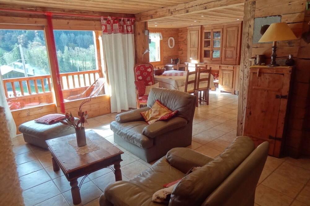 Apartment in an old Savoyard chalet Languedoc-Roussillon - Le Born visuel 5/5 Apartment in an old Savoyard chalet Languedoc-Roussillon - Le Born visuel 5/5