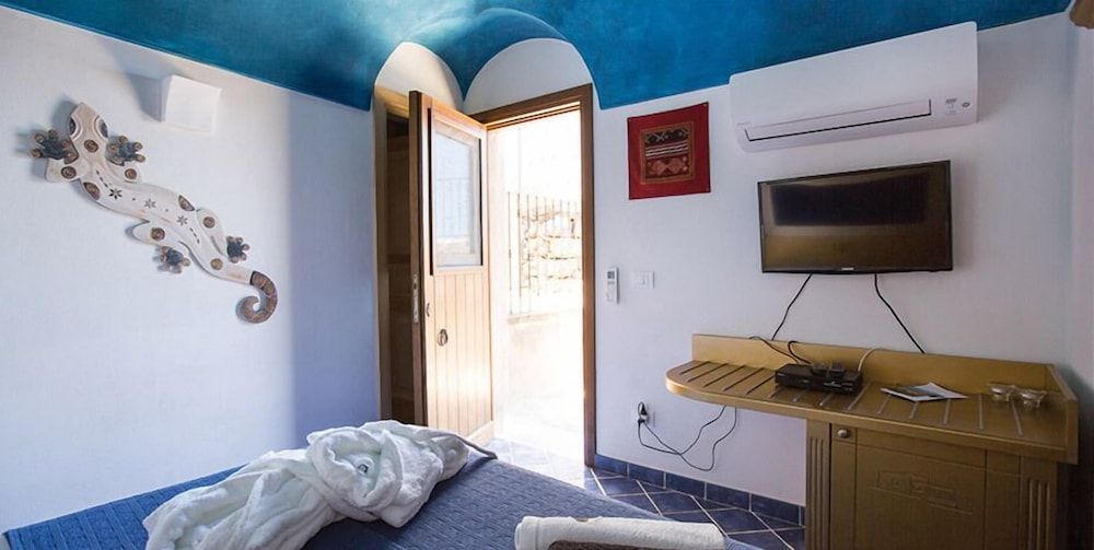 sembo-2093371-9169fc-063006 Dammusi Al-Qubba Wellness & Resort