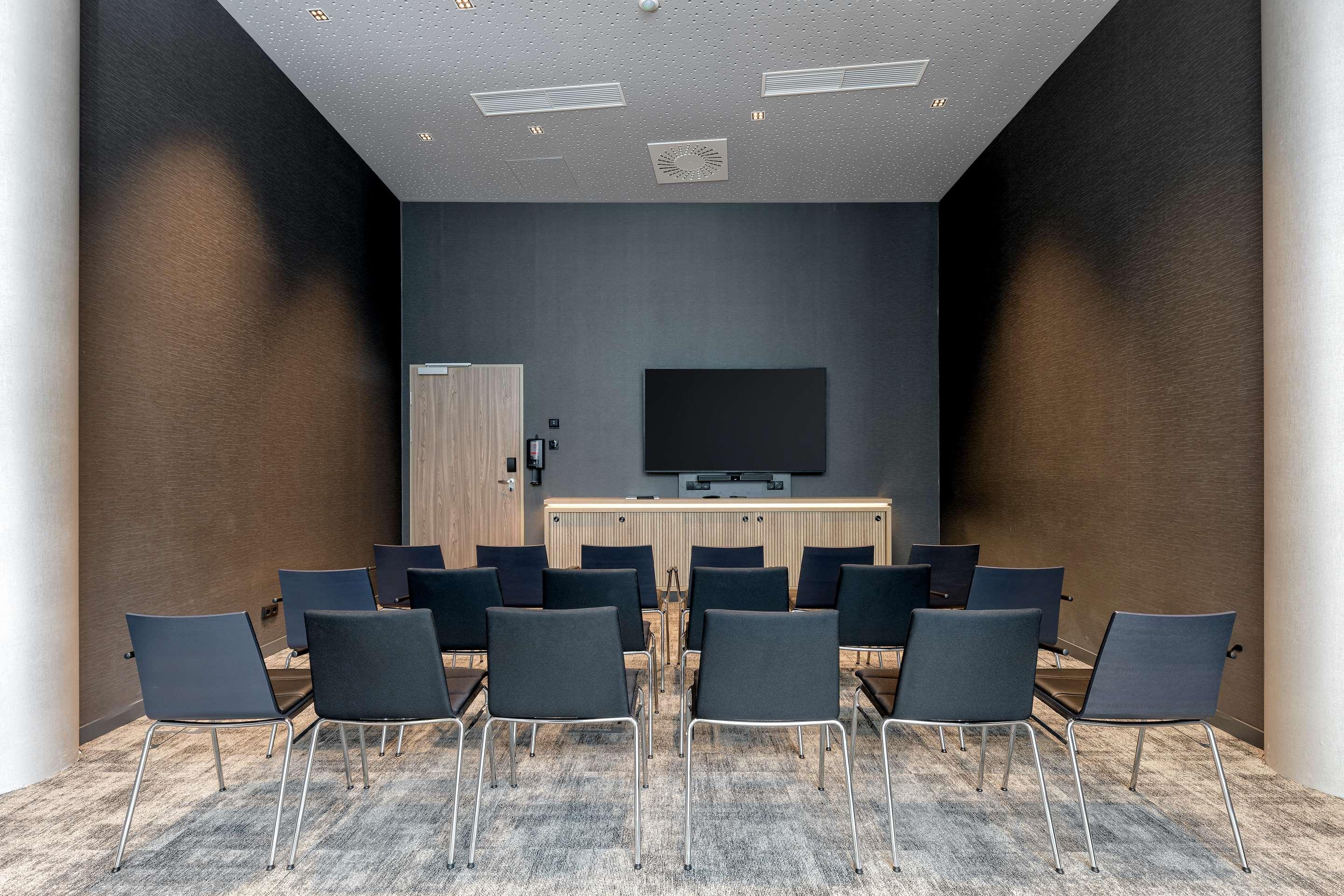 ice-1071197201-119623308-648558 Radisson Hotel Graz