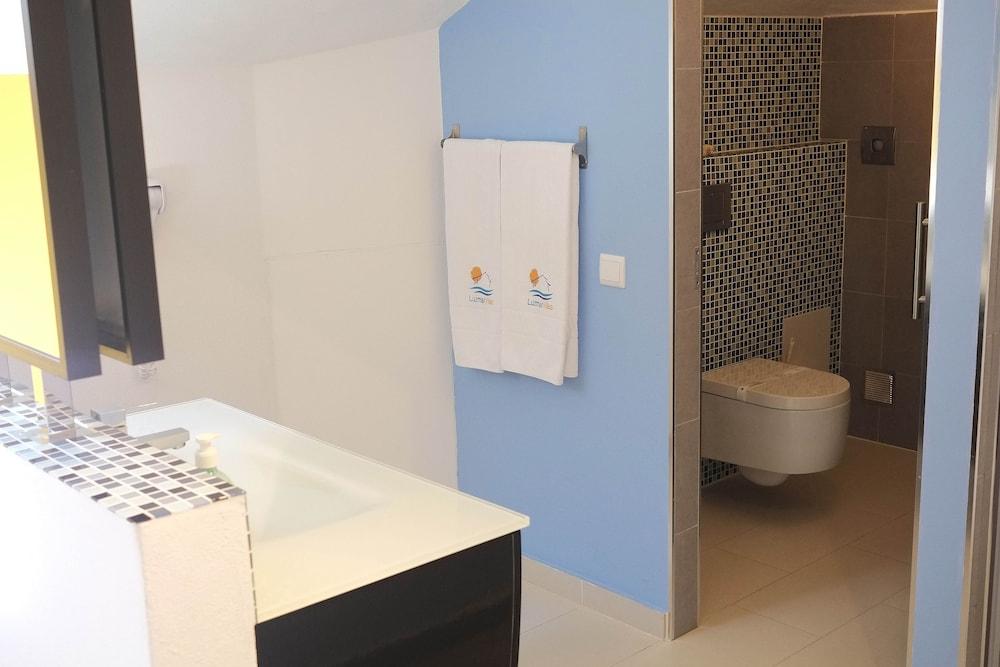 sembo-289390-8b75ad-723400 Luzmar Villas