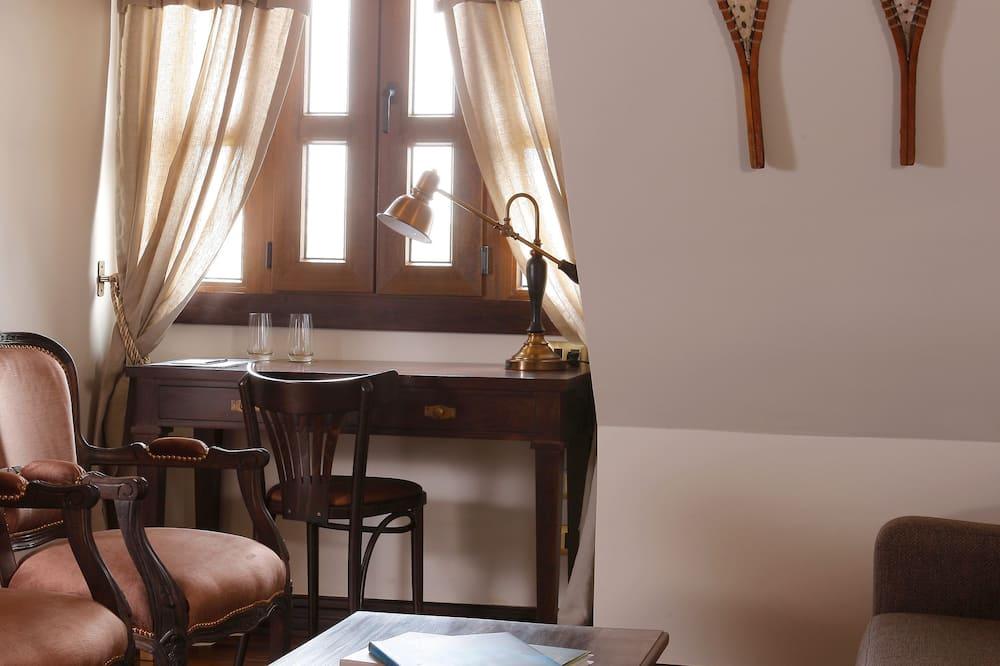 expedia_group-705989-31f68223-260062 Hotel Boutique Castillo Rojo
