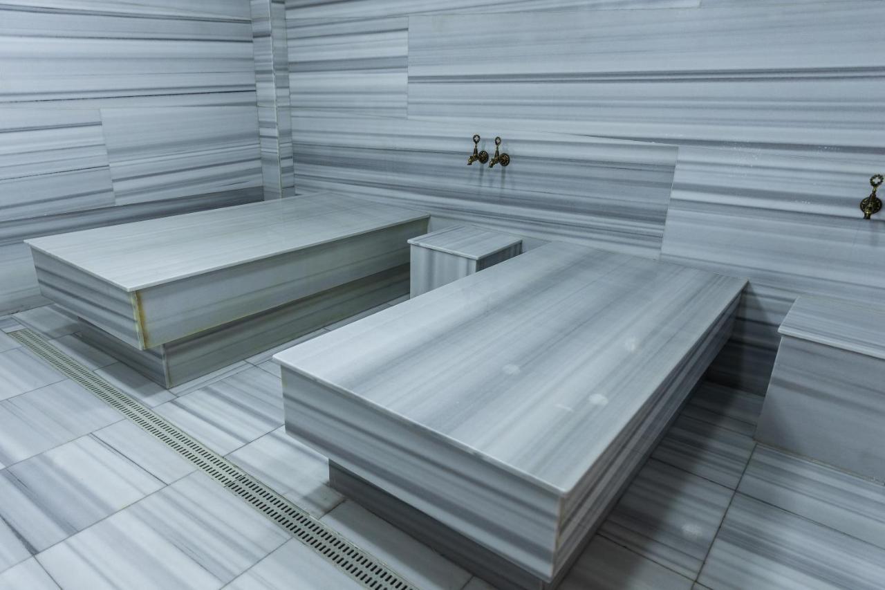 Leon Hotel Spa Ganja