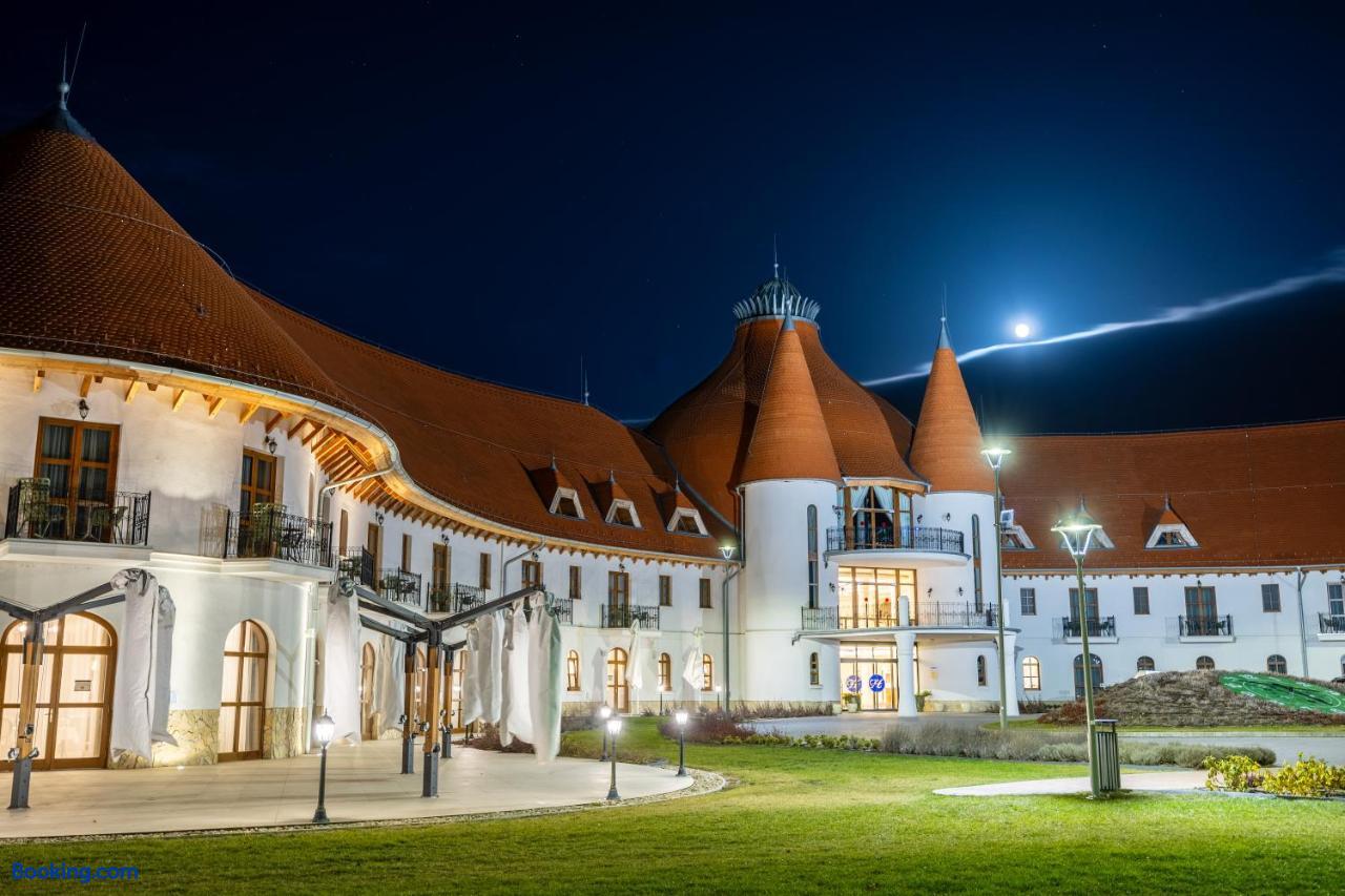 booking-9334937-605026088-770346 Hungarikum Hotel