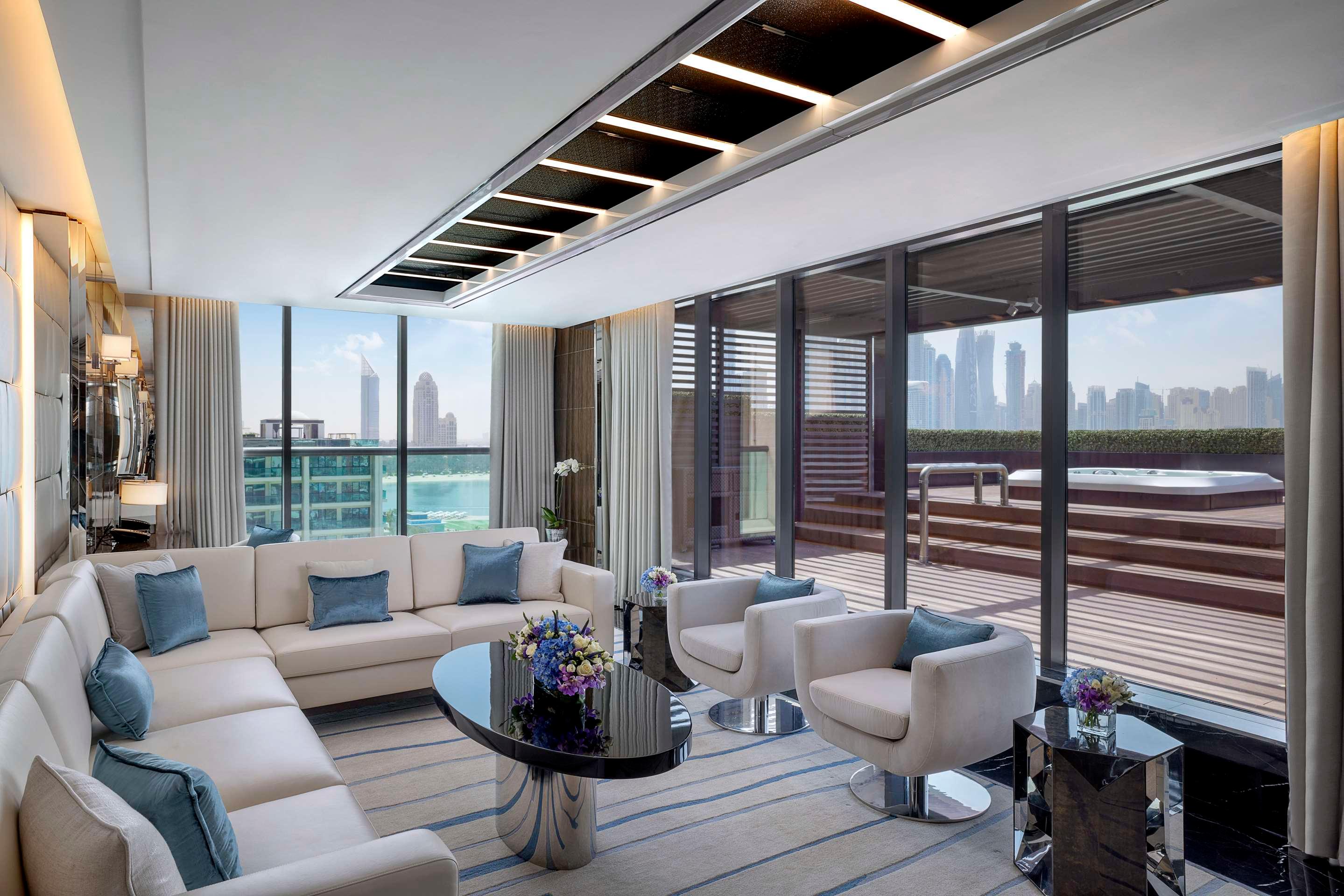 ice-8521867-eb8d45-861795 Hilton Dubai Palm Jumeirah