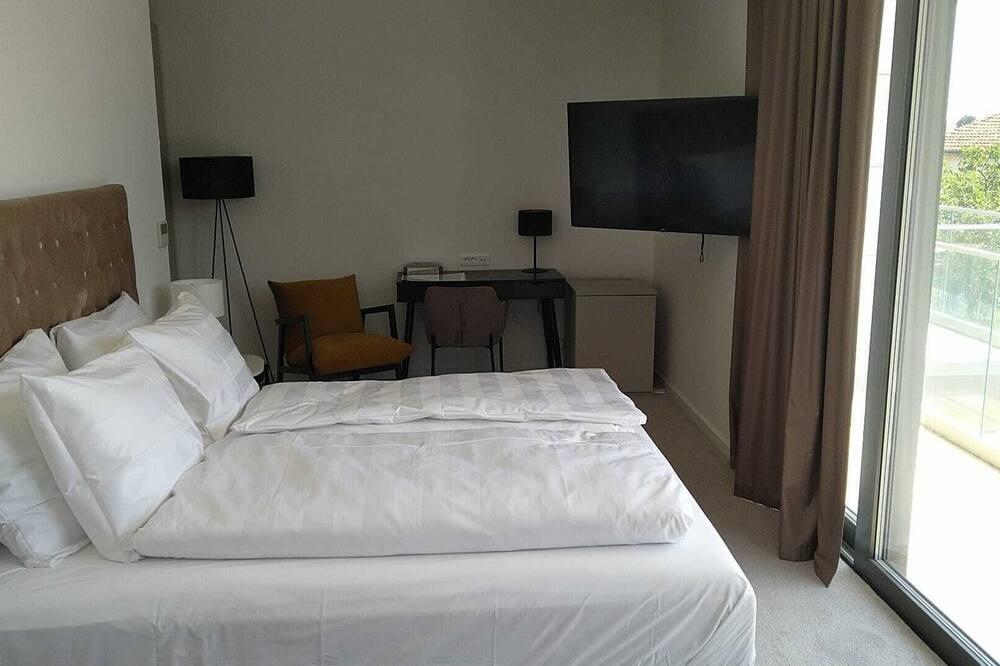 expedia_group-1071792907-34617047-270273 Hotel Oscar