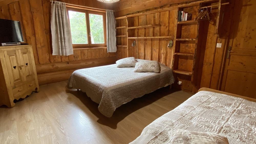 Chalet \'rondins des Bois\', 500m du Lac, Kota Grill, Sauna et Balnéo, Wifi Lotharingen - Xonrupt-Longemer visuel 3/5 Chalet \'rondins des Bois\', 500m du Lac, Kota Grill, Sauna et Balnéo, Wifi Lotharingen - Xonrupt-Longemer visuel 3/5