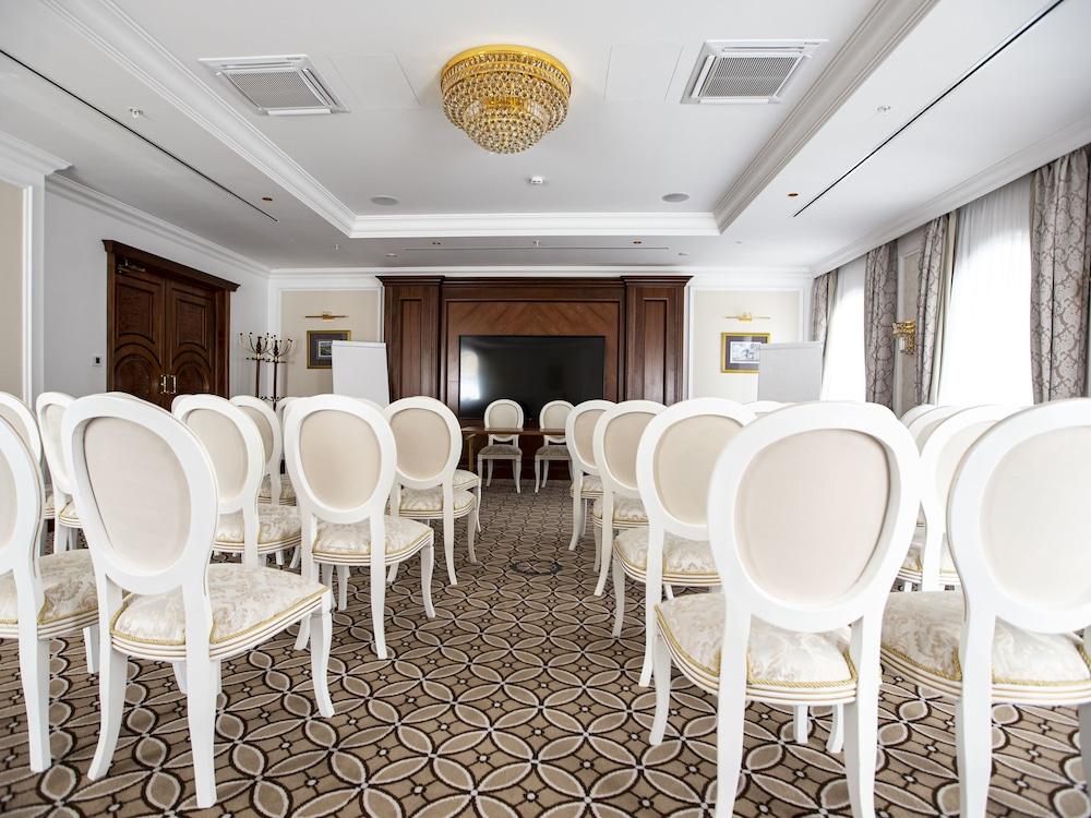 sembo-3788317-8a94b5-176760 Tsar Palace Luxury Hotel & Spa