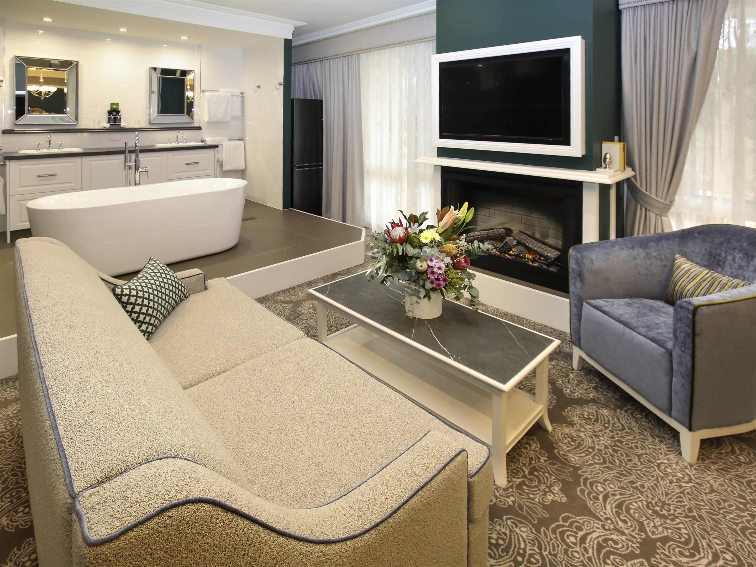 Grand Mercure Basildene Manor