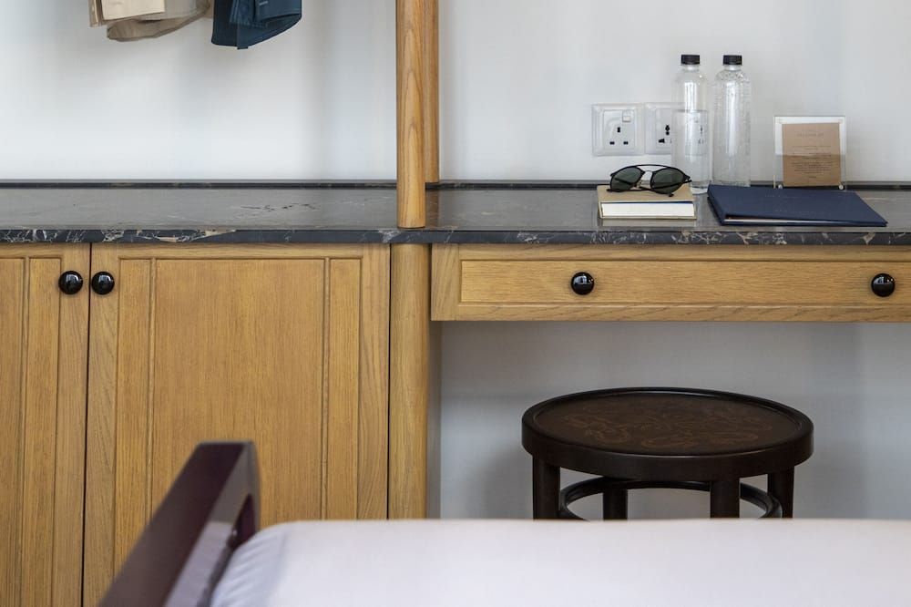 The Chow Kit - an Ormond Hotel