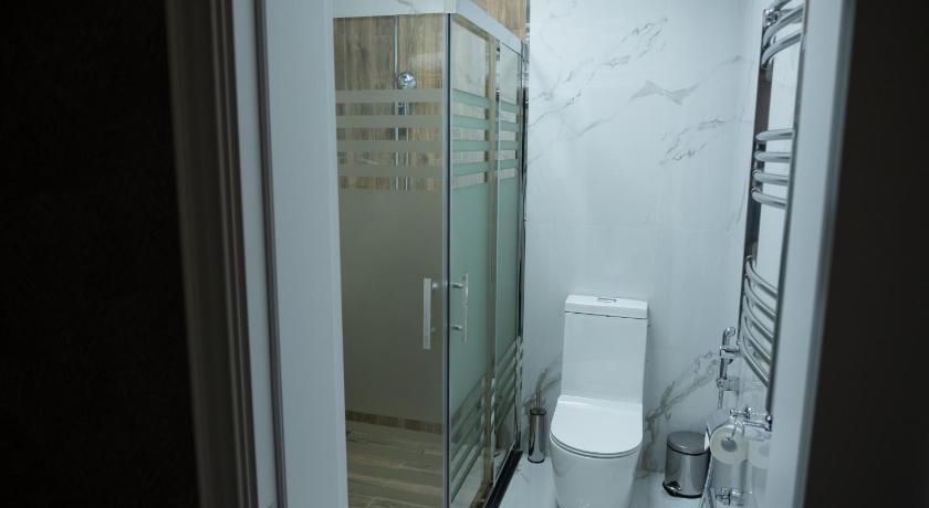 Leon Hotel Spa Ganja