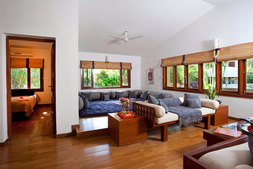 sembo-389722-d758f8-767654 Shreyas Retreat