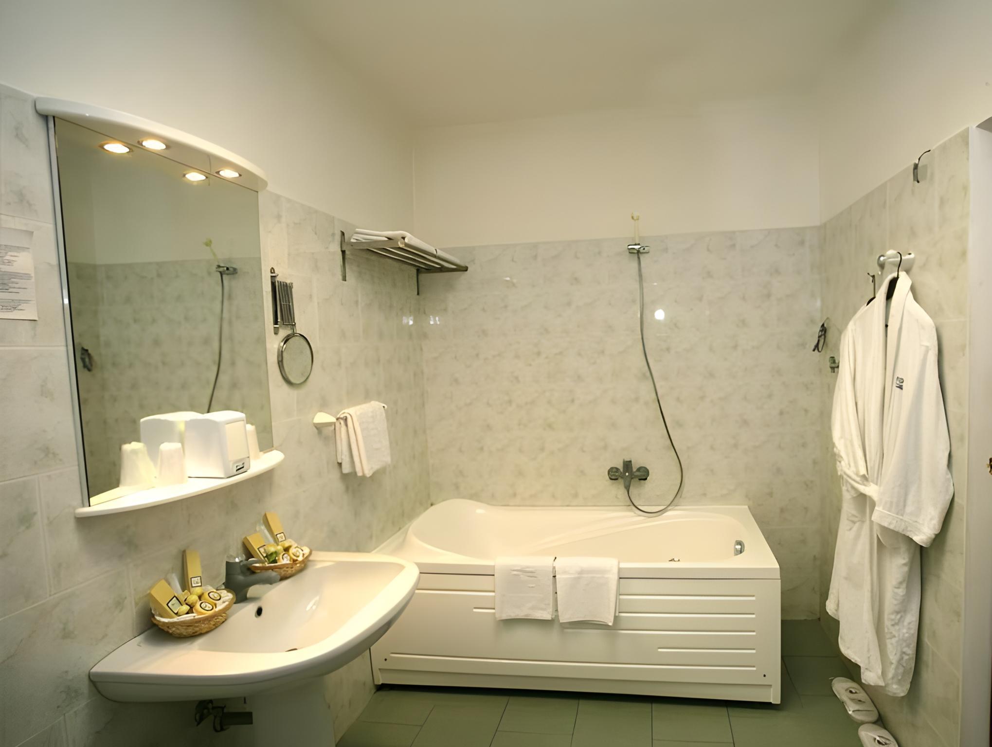 agoda-241509-5509788-416453 Giuseppe Hotel