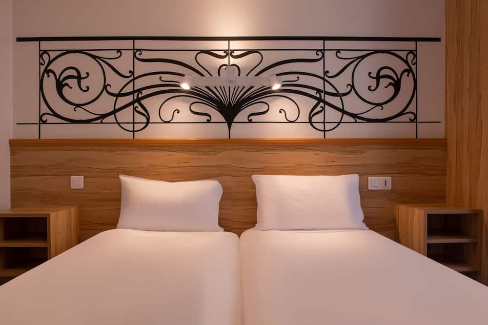 Au Pacific Hotel Ile de France - Paris visuel 1/5