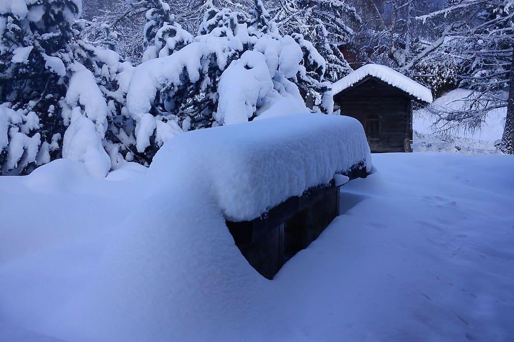 Chalet located in the heart of the Chamonix valley Rhône-Alpes - Les Houches visuel 5/5 Chalet located in the heart of the Chamonix valley Rhône-Alpes - Les Houches visuel 5/5