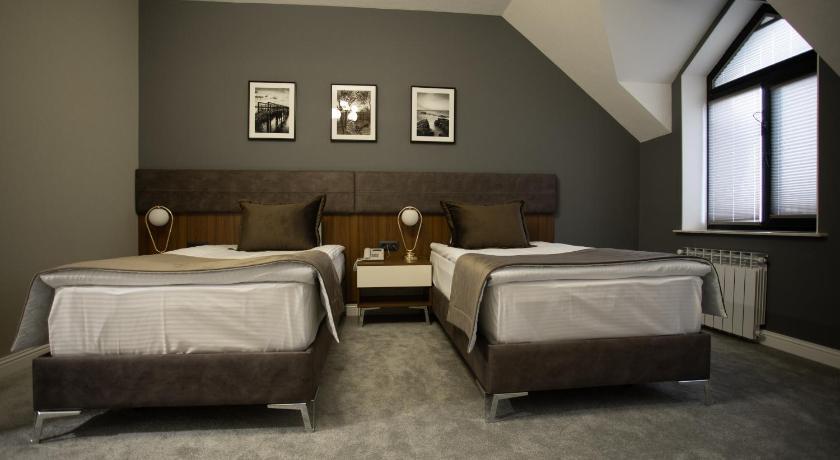 Leon Hotel Spa Ganja