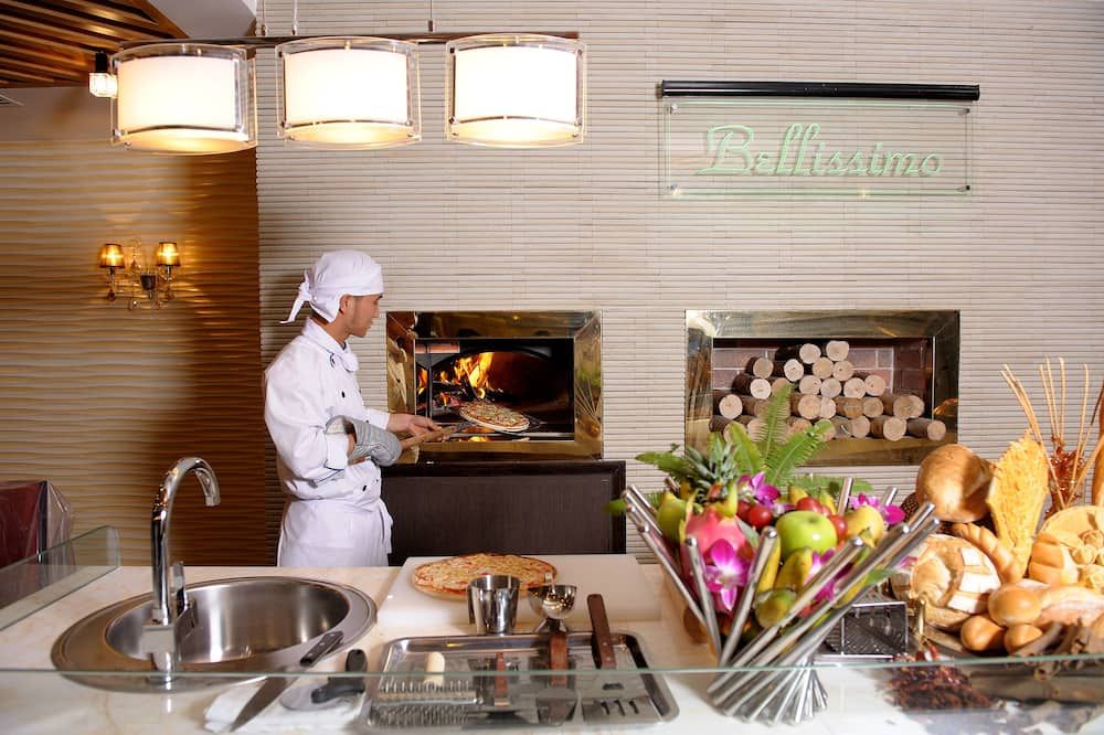 Silk Path Hotel Hanoi