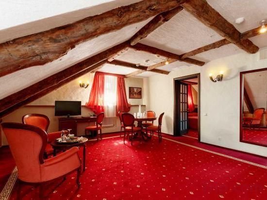 Old Estate Hotel & Spa