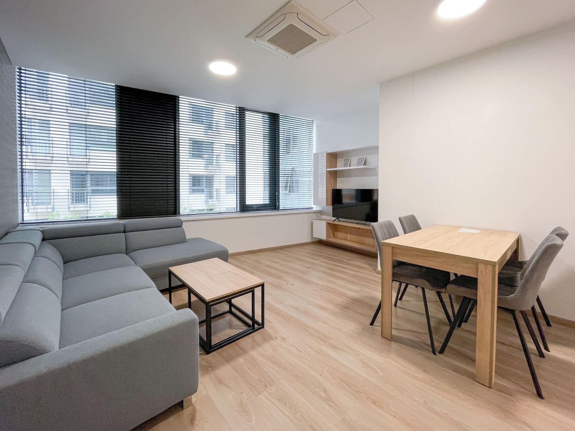 Metropolitan Star Apart Hotel