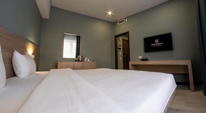 Resident Hotel Kazybek Bi