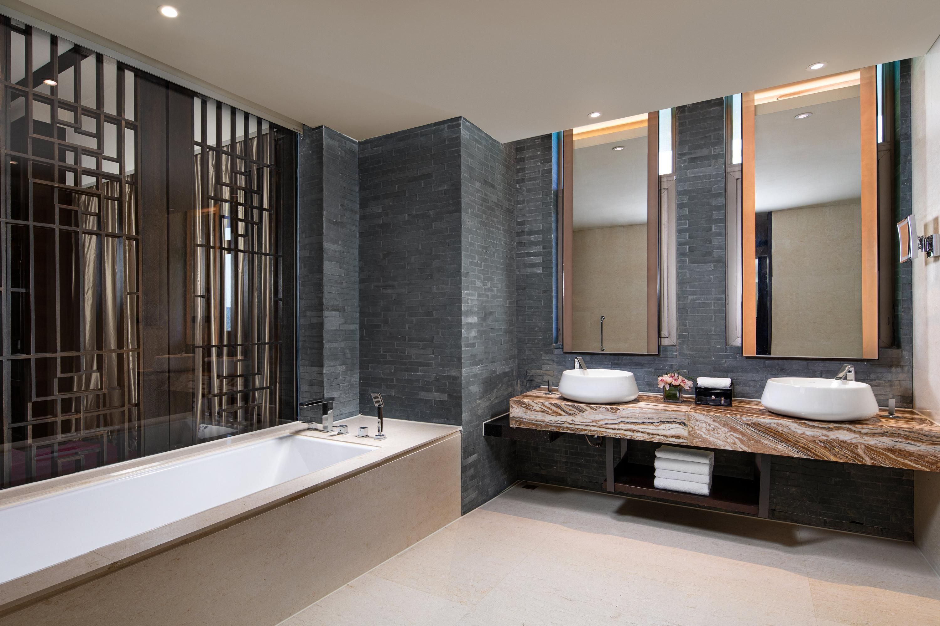 Crowne Plaza Chongqing New North Zone by IHG