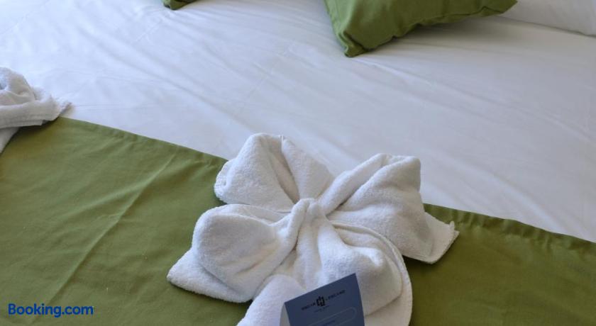 booking-4393352-176371768 Hotel Oscar Lescano