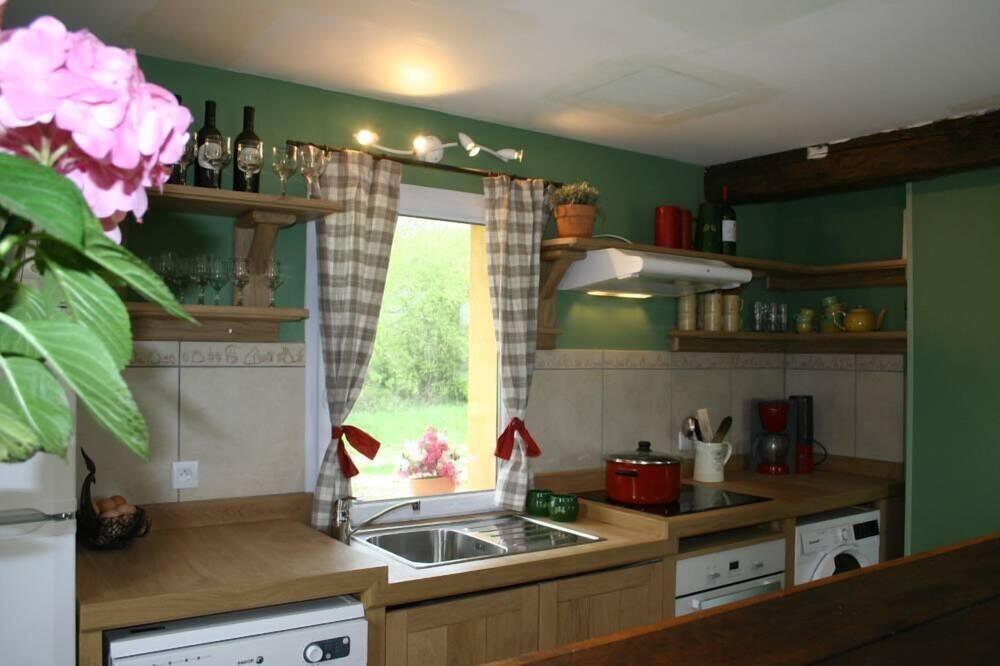 Aunt Agnes' House. Laag-Normandië - De speld visuel 4/10 Aunt Agnes' House. Laag-Normandië - De speld visuel 4/10