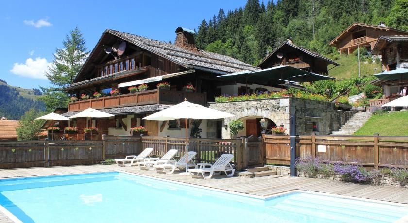 Les Chalets de la Serraz