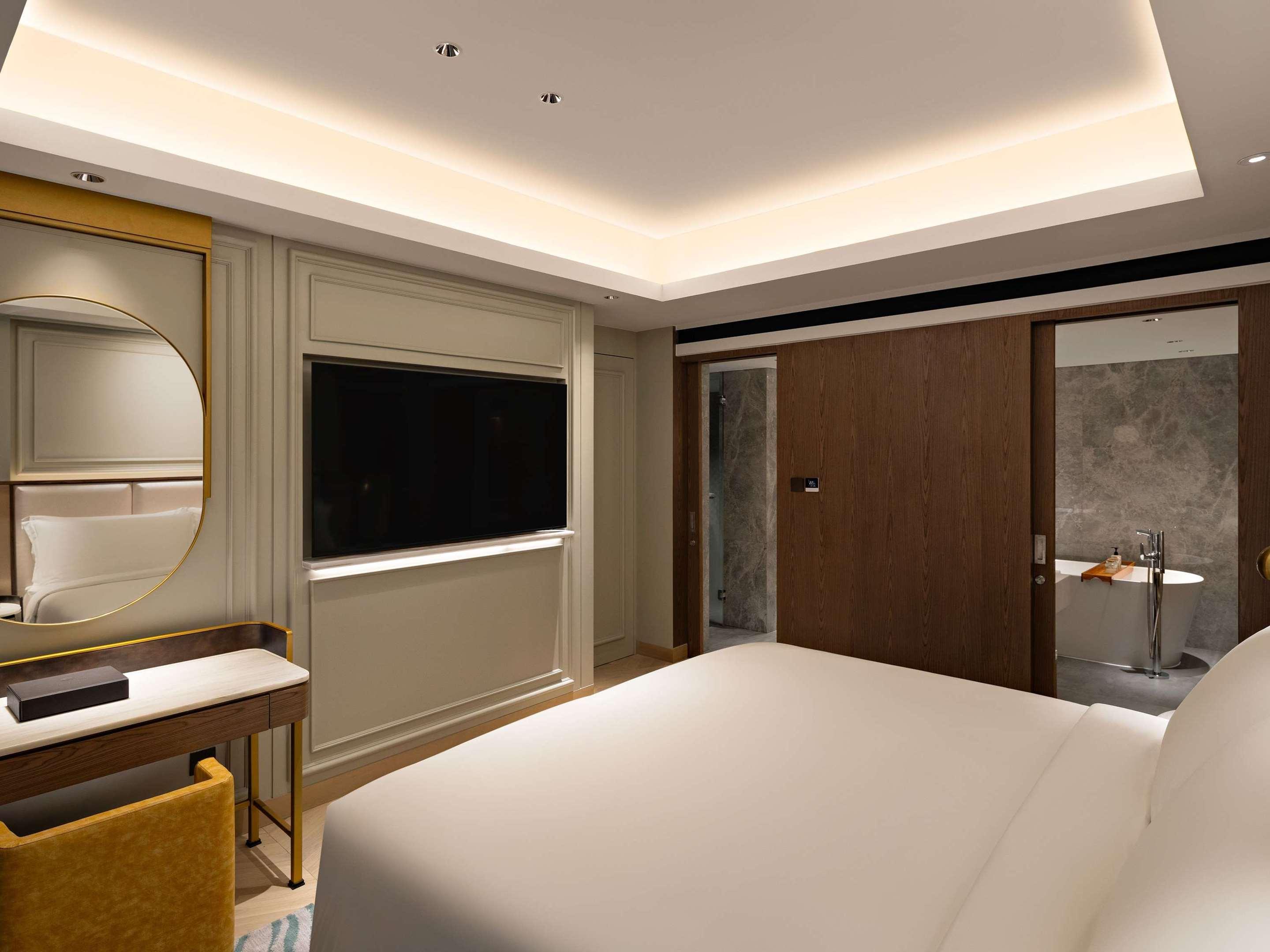 ice-118226-9f268c-887310 Mövenpick Hotel Jakarta City Centre