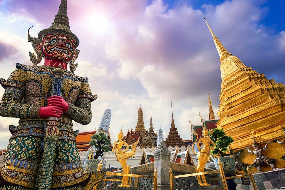 expedia_group-35285-19050135-341979 Holiday Inn Bangkok