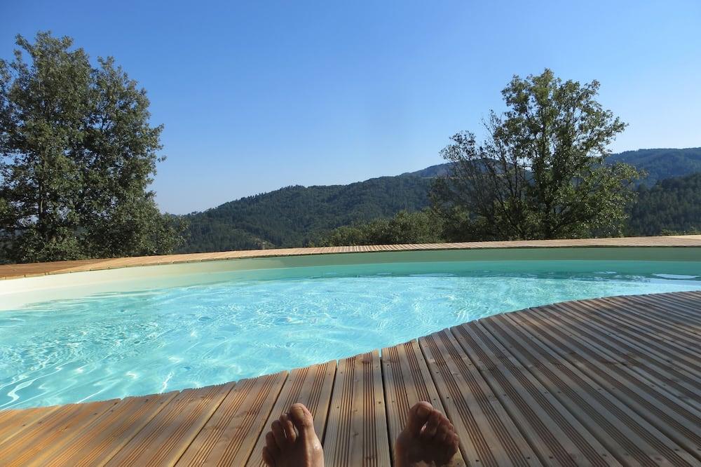Large gite with PRIVATE POOL welcoming up to 13 people all year round Rhône-Alpes - Joannas visuel 4/5 Large gite with PRIVATE POOL welcoming up to 13 people all year round Rhône-Alpes - Joannas visuel 4/5