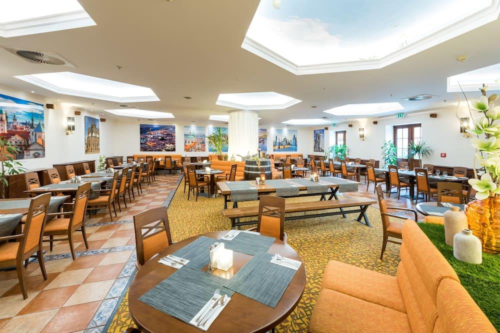 expedia_group-679788-70542325-039712 Lindner Hotel Prague Castle