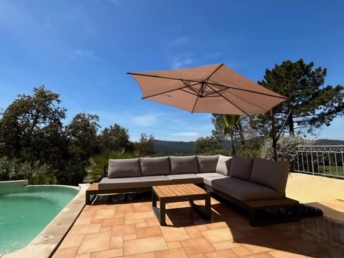 Opulent Villa in Le muy with Swimming Pool Provence-Alpes-Côte d'Azur - Le Muy visuel 3/5 Opulent Villa in Le muy with Swimming Pool Provence-Alpes-Côte d'Azur - Le Muy visuel 3/5
