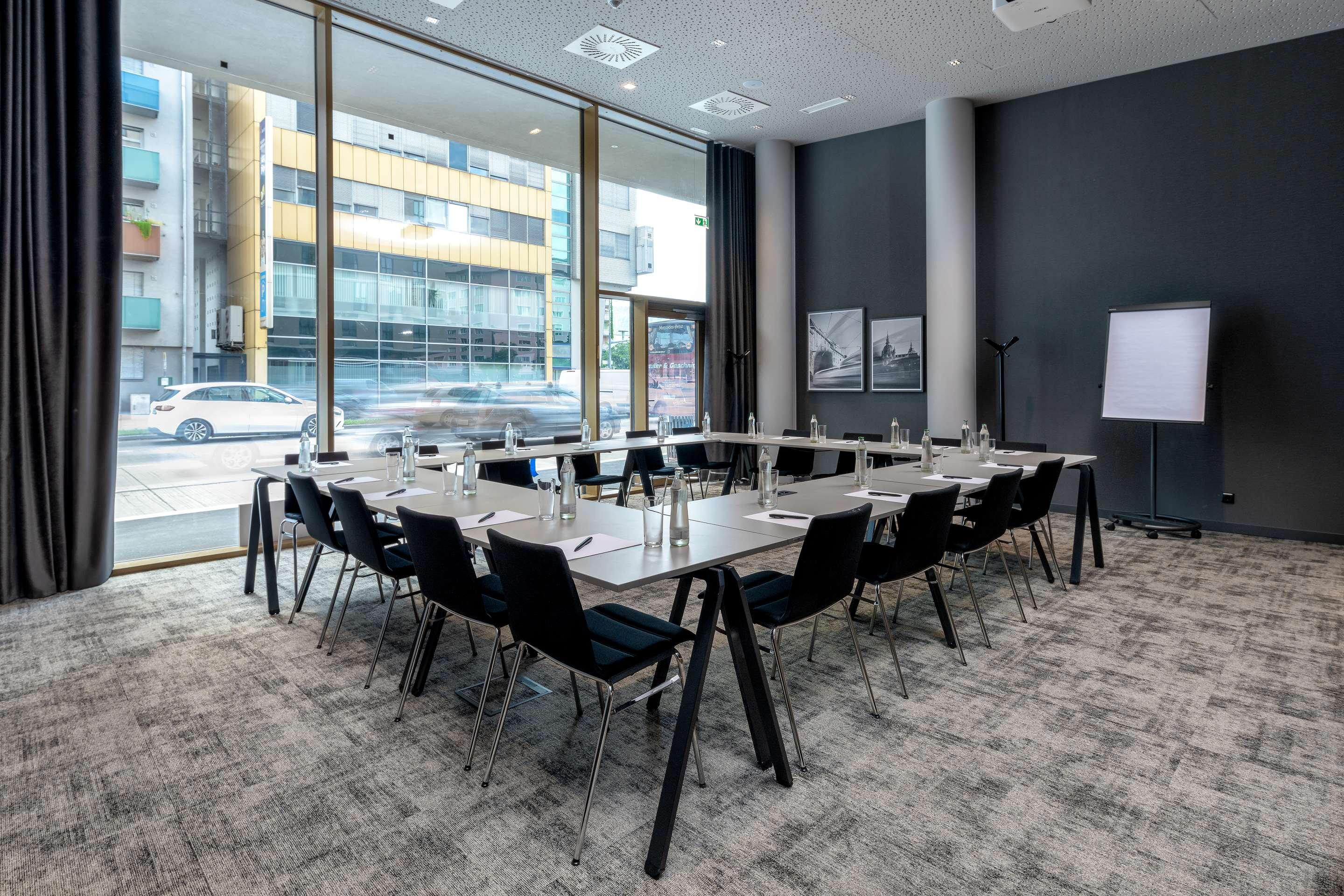ice-1071197201-119623305-630553 Radisson Hotel Graz