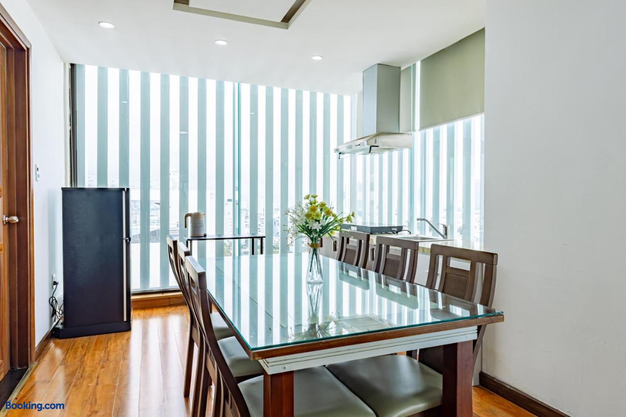 booking-1070875012-550108748-551429 Golden Sun Apartment by New Sky Travel