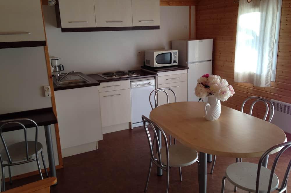 Large furnished cottage with terrace Limouqin - Beynat visuel 1/5 Large furnished cottage with terrace Limouqin - Beynat visuel 1/5