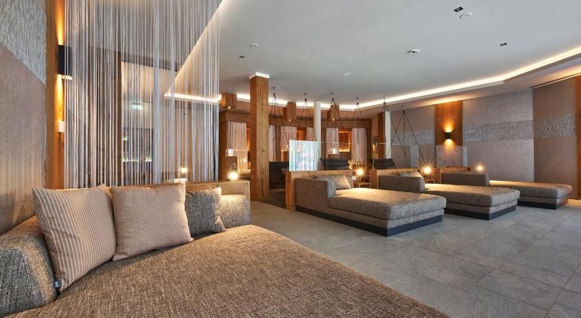 Kristall- & Vitalhotel Bergknappenhof