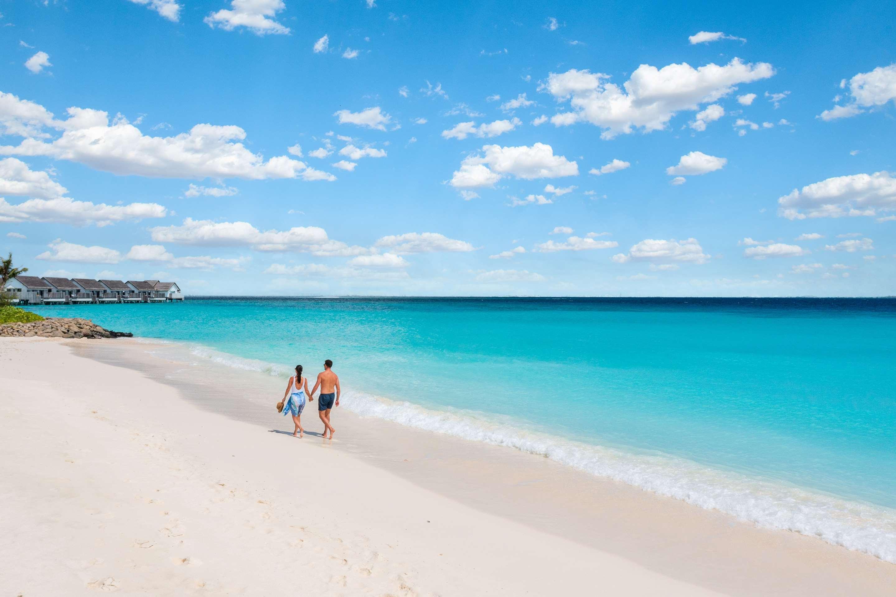 ice-1070466236-102196617-755208 Hilton Maldives Amingiri Resort & Spa