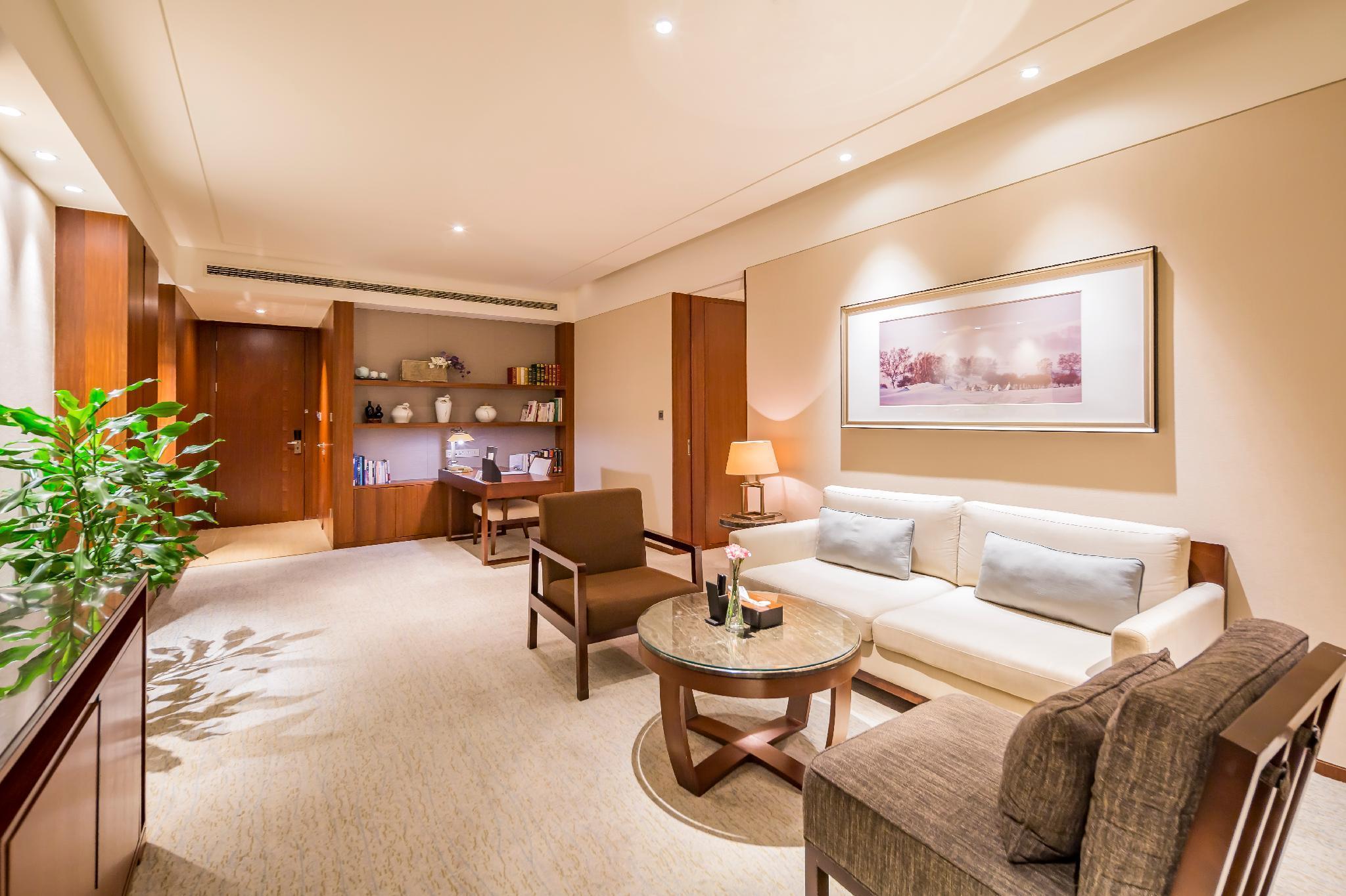 agoda-3550476-109865109-446231 Swan Lakeview Hotel