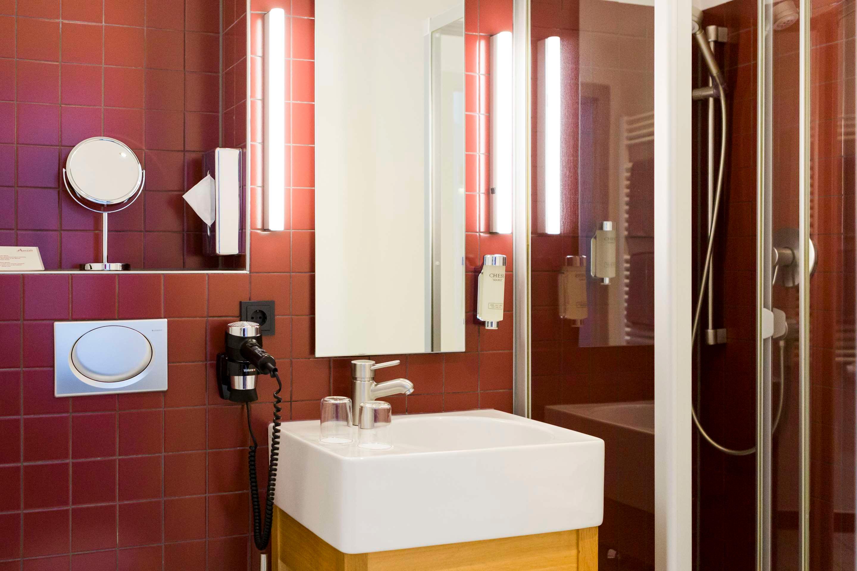 ice-103470-104578703-558442 Auszeit Hotel Düsseldorf - Partner of Sorat Hotels